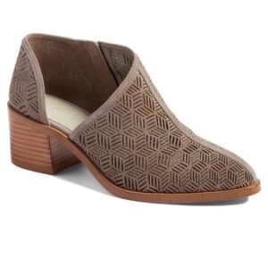 1State Geometric Style Shoes